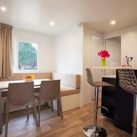 Village Laguna Blu Hotel *