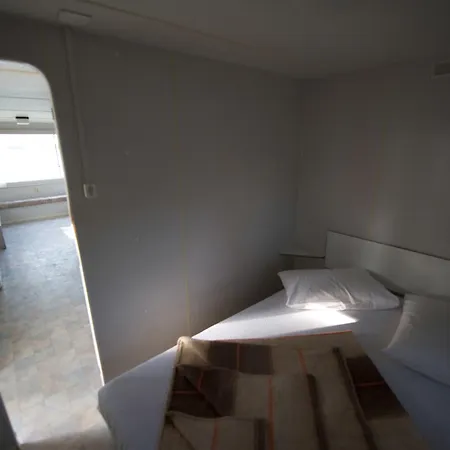 Village Laguna Blu מלון פרטיליה