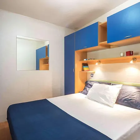 Village Laguna Blu פרטיליה