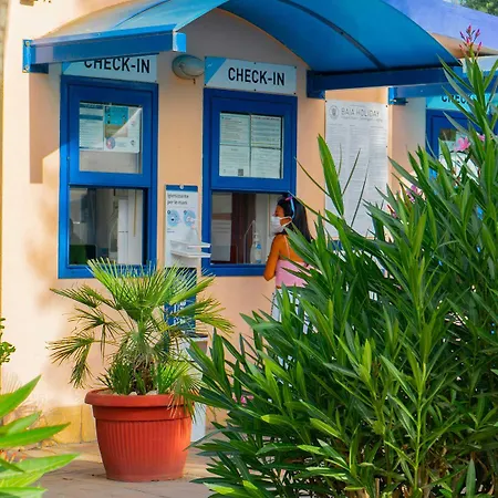 Village Laguna Blu * Fertilia