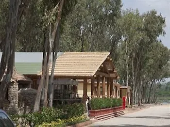 מלון Village Laguna Blu *