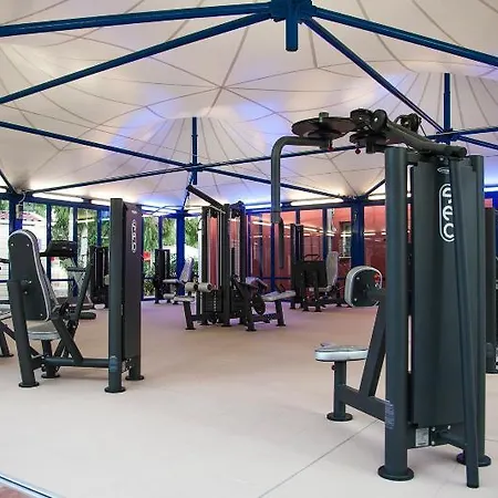 Village Laguna Blu מלון