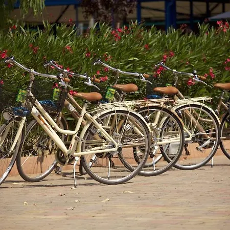 Village Laguna Blu * פרטיליה