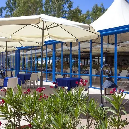 Village Laguna Blu מלון