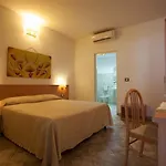 Hotel Village Laguna Blu Fertilia