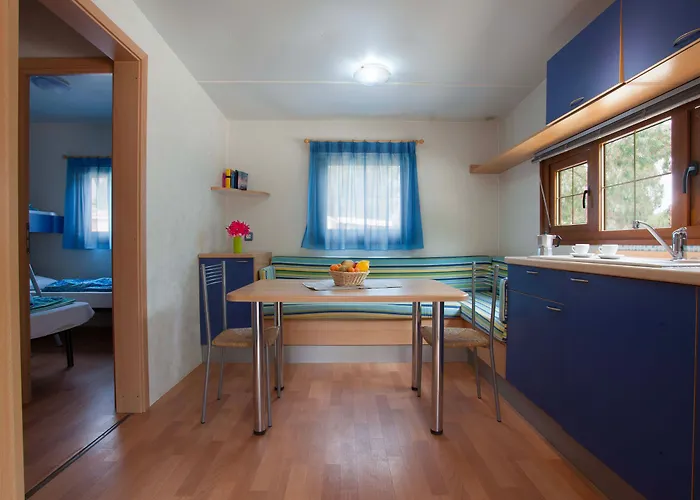 酒店 Village Laguna Blu